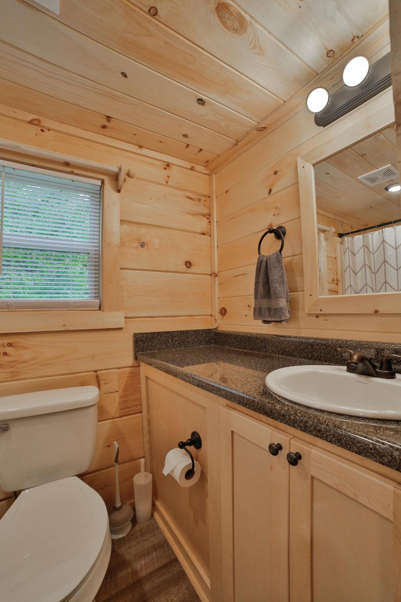 Lena Cabin Wooded Tiny Cabin - Hot Tub Chattanooga Eksteriør bilde
