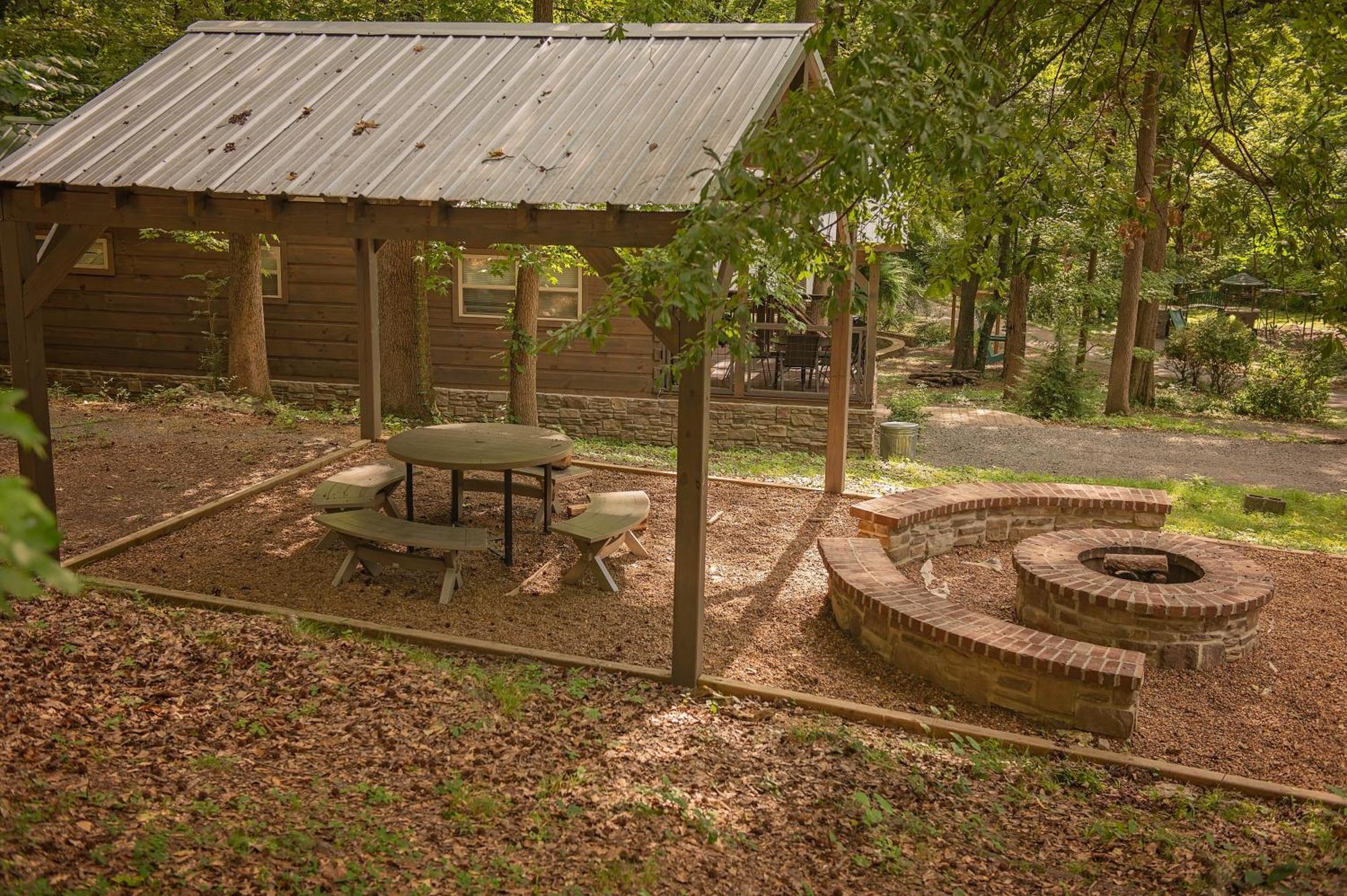 Lena Cabin Wooded Tiny Cabin - Hot Tub Chattanooga Eksteriør bilde